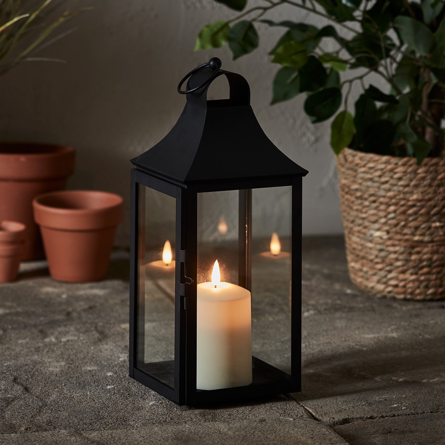 Black store candle lantern