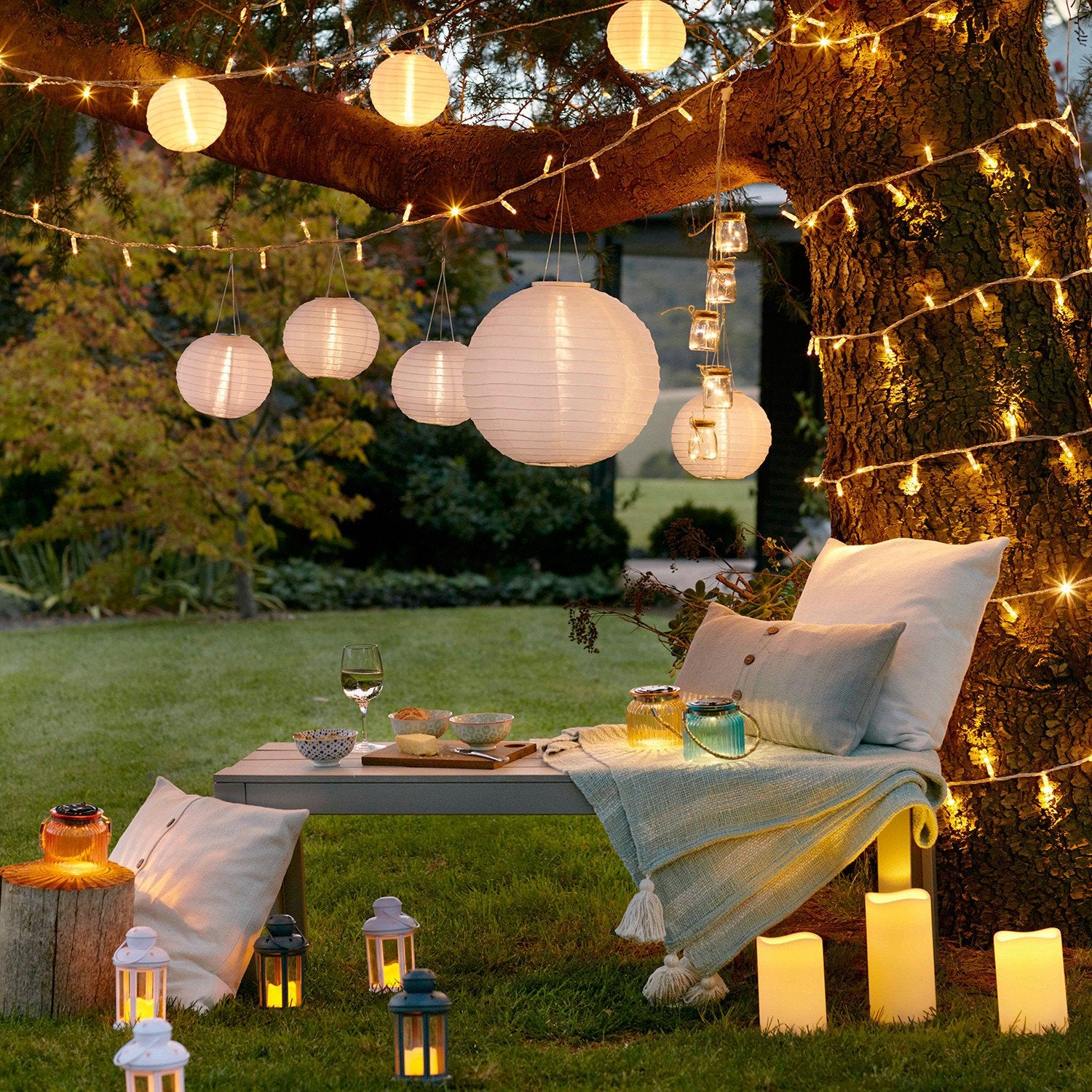 White string deals lights outdoor