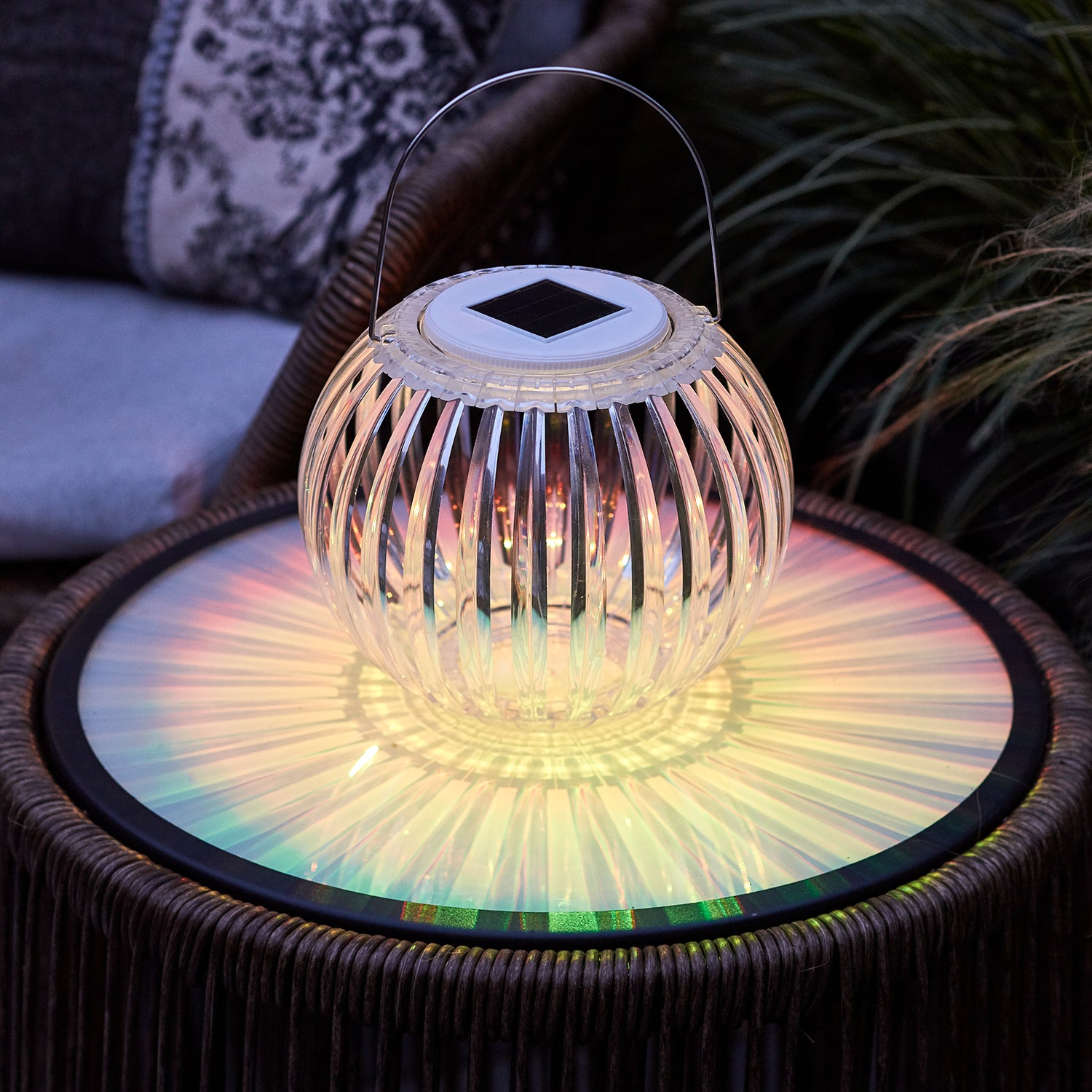 Solar hanging deals lights outdoor