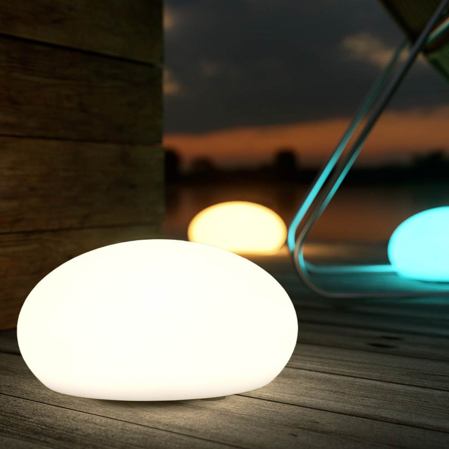 Colour changing pebble deals light