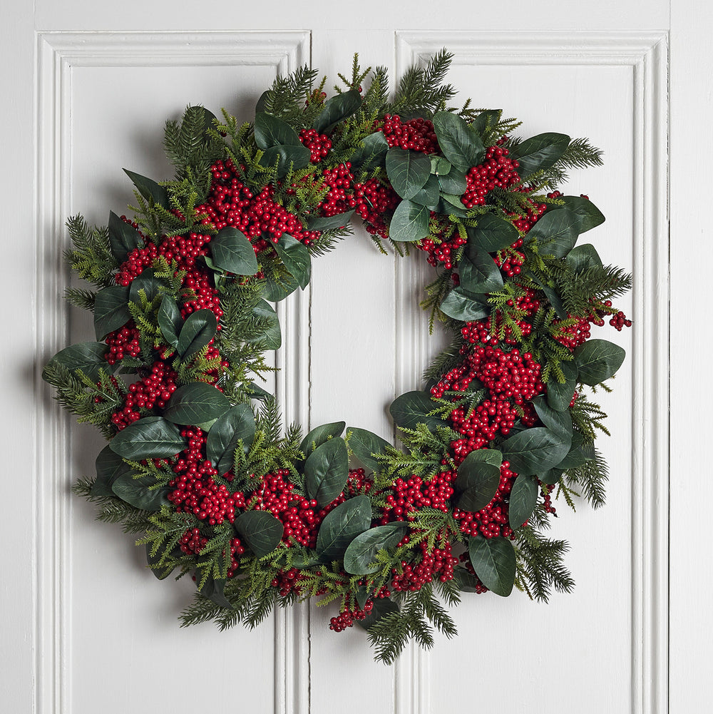 66cm Pre Lit Red Berry Christmas Wreath